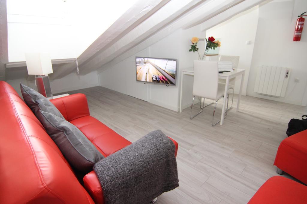 Apartamento Atico En Puerta Del Sol *