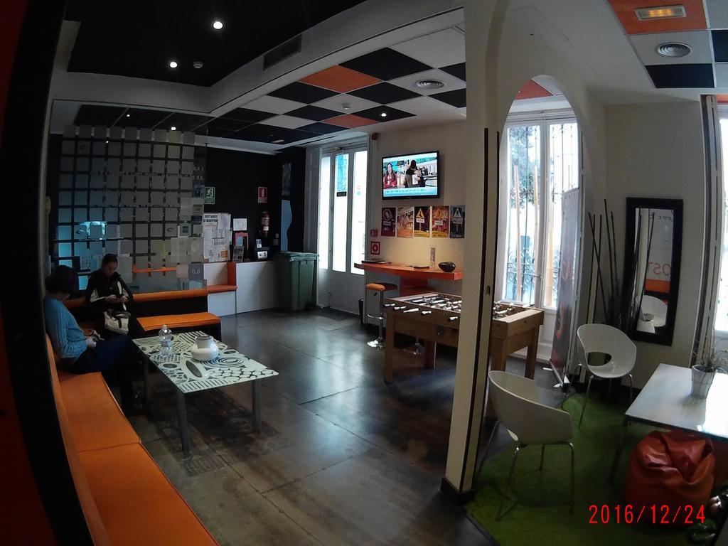 Meetingpoint Hostal