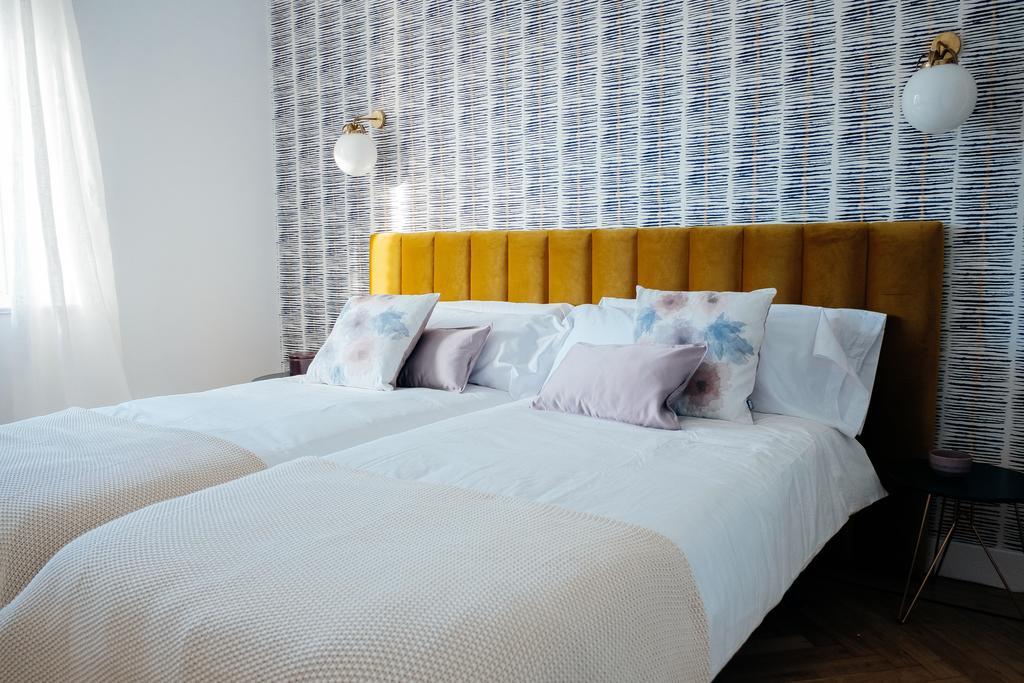 Apartamento De 300 M² En Salamanca, Con 5 Habitación