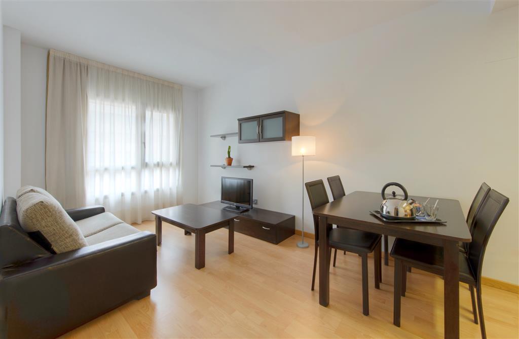 Aparthotel Airport Suites, Affiliated By Melia Madrid
