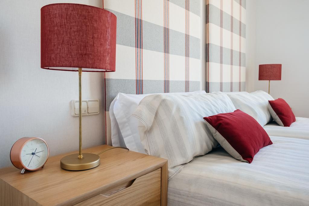 De 300 M² En Salamanca, Con 5 Habitación Apartamento *