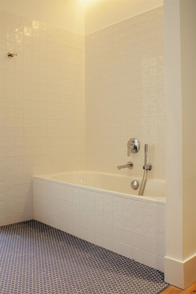 One Shot Prado 23 Hotel