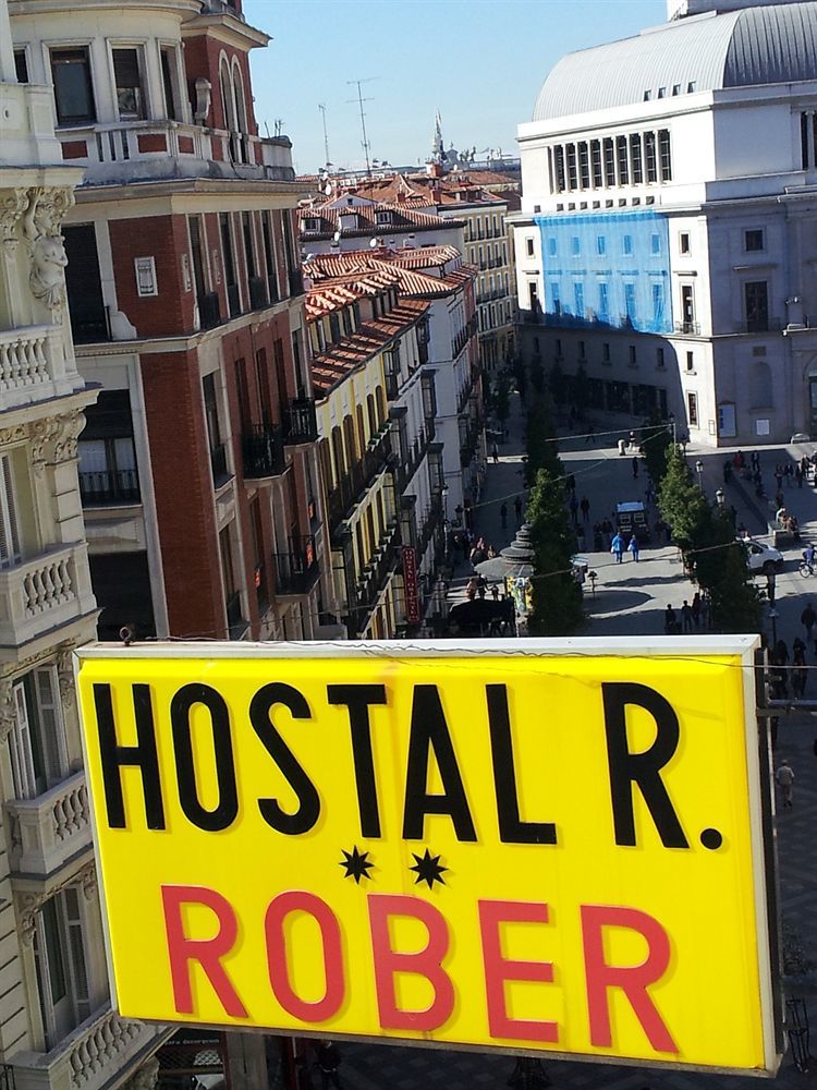 Rober Pensión 2*