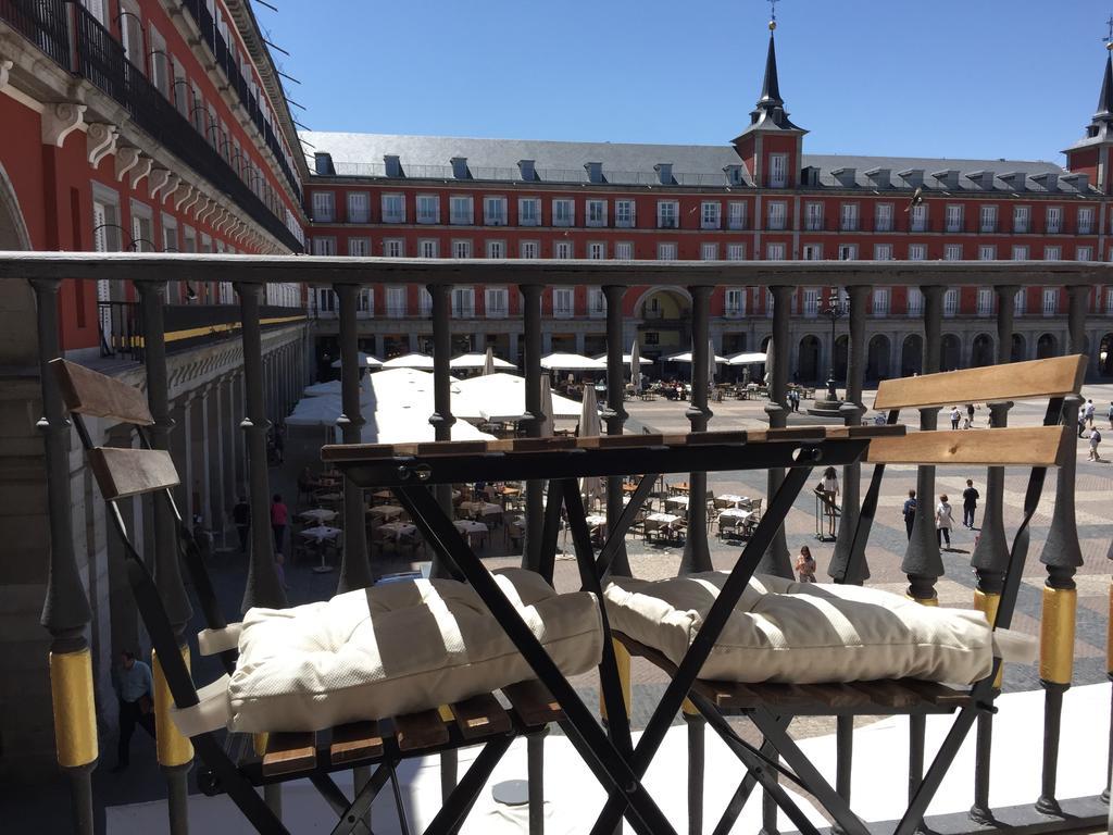 Plaza Mayor Deluxe *