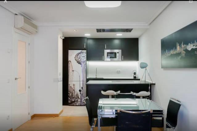 Apartamento Puerta Del Sol Center