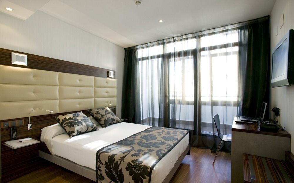 Petit Palace Cliper-gran Vía Hotel