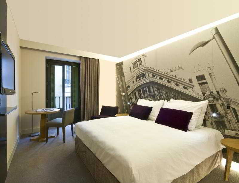 Radisson Blu Hotel, Prado 4*