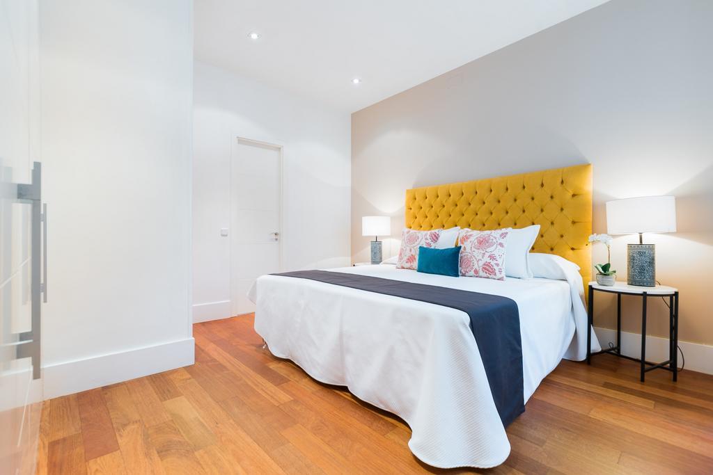 Club Paseo De Recoletos Apartamento Madrid