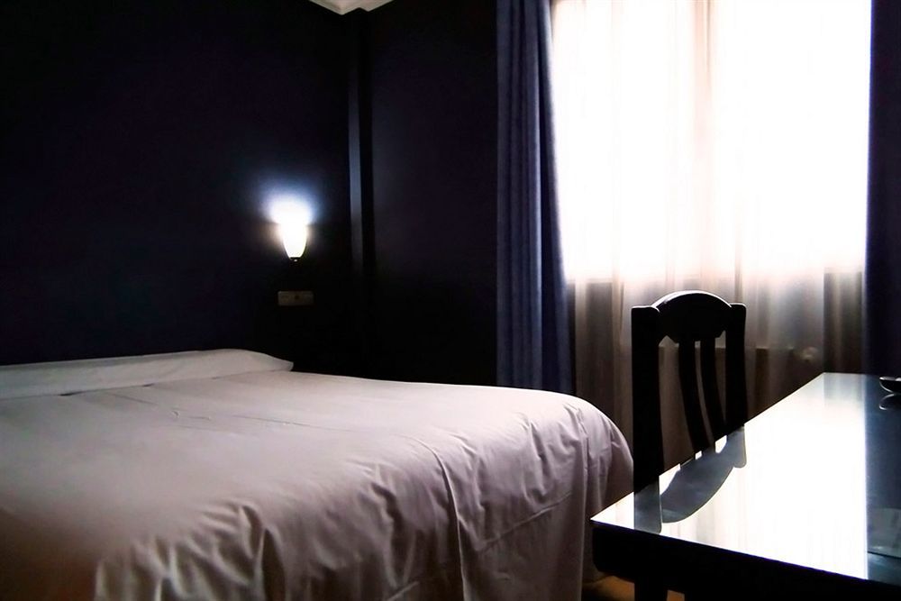 Río Hotel 2*