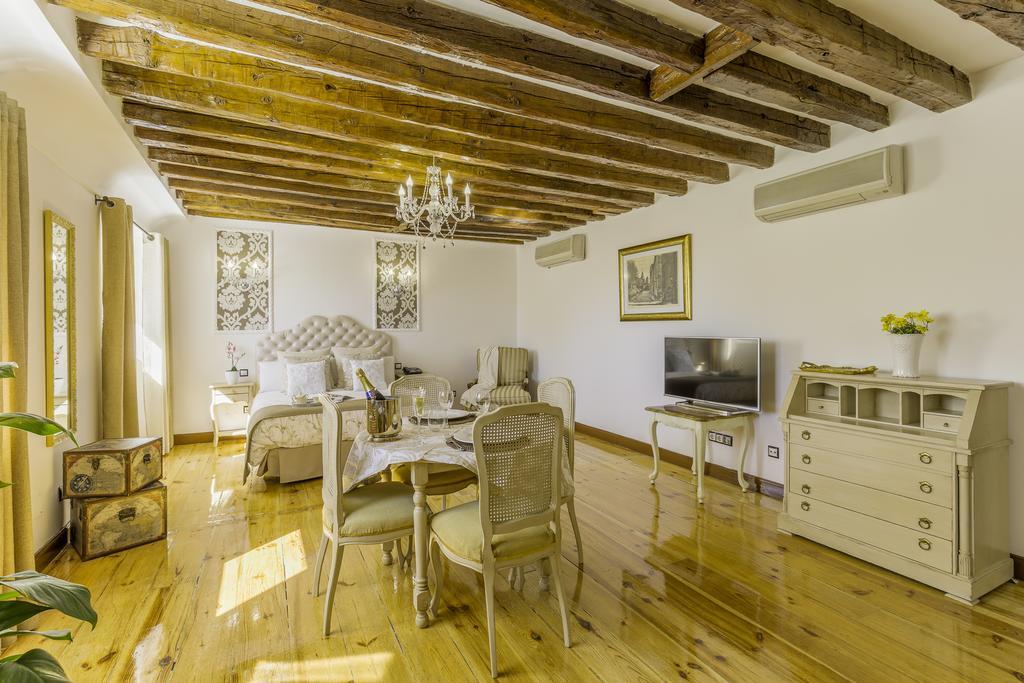 Apartahotel Oriente Palace Madrid