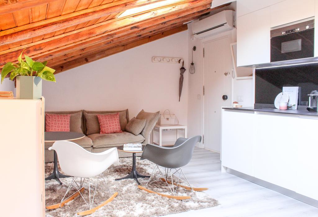 Foodie Attic Apartment *