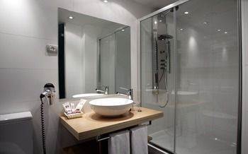 Petit Palace Plaza Del Carmen Hotel Madrid