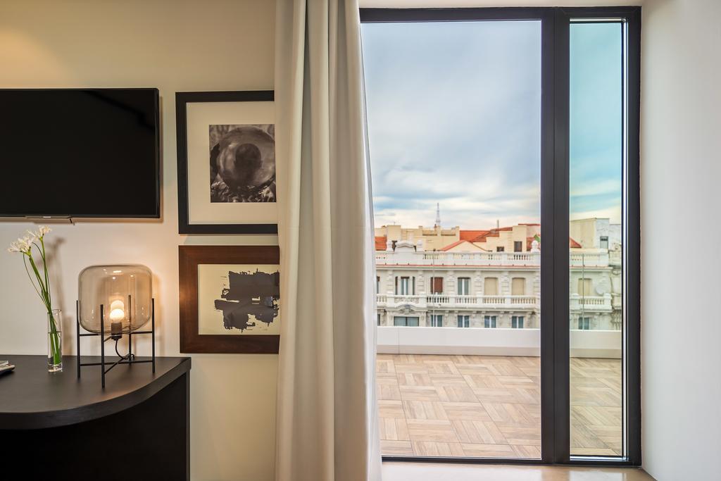 Hotel H10 Puerta De Alcalá Madrid