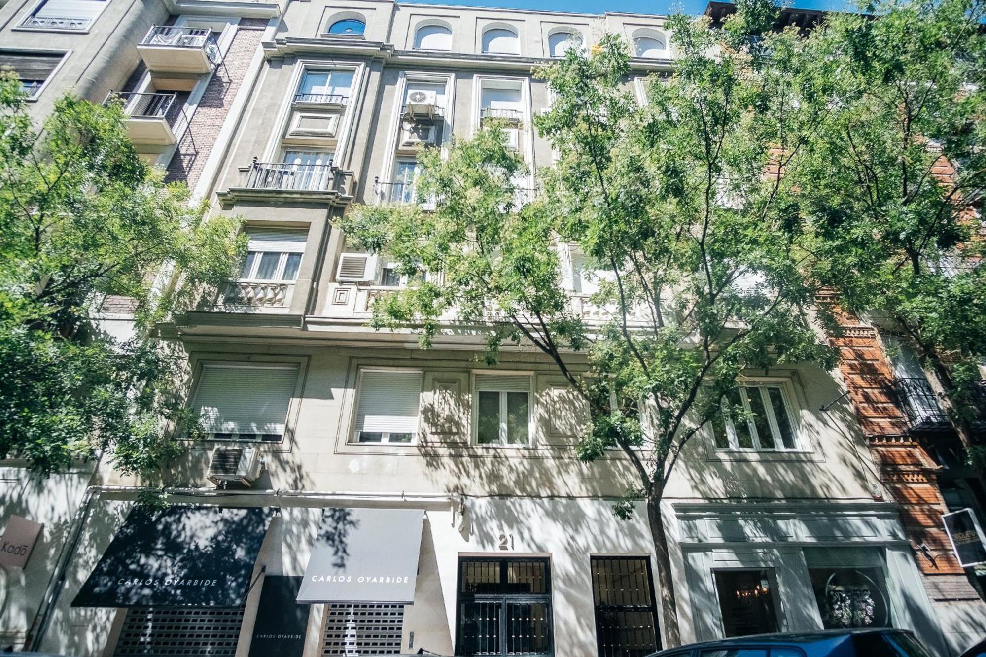 De 220 M² En Salamanca, Con 4 Habitación Madrid