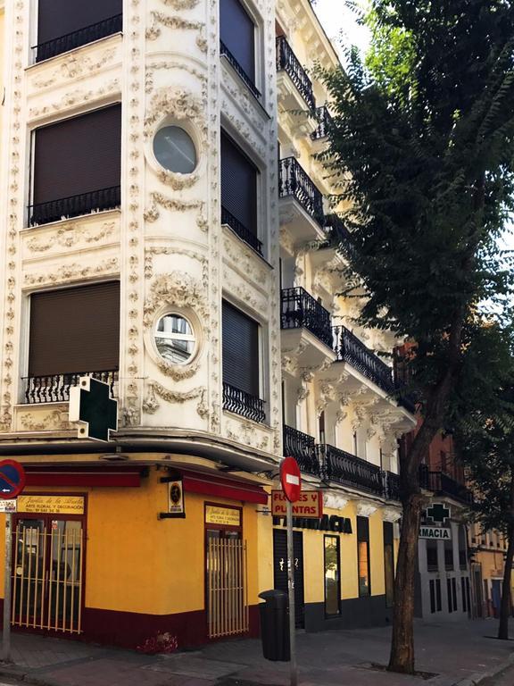 Bookingham ★apartaments & * Madrid