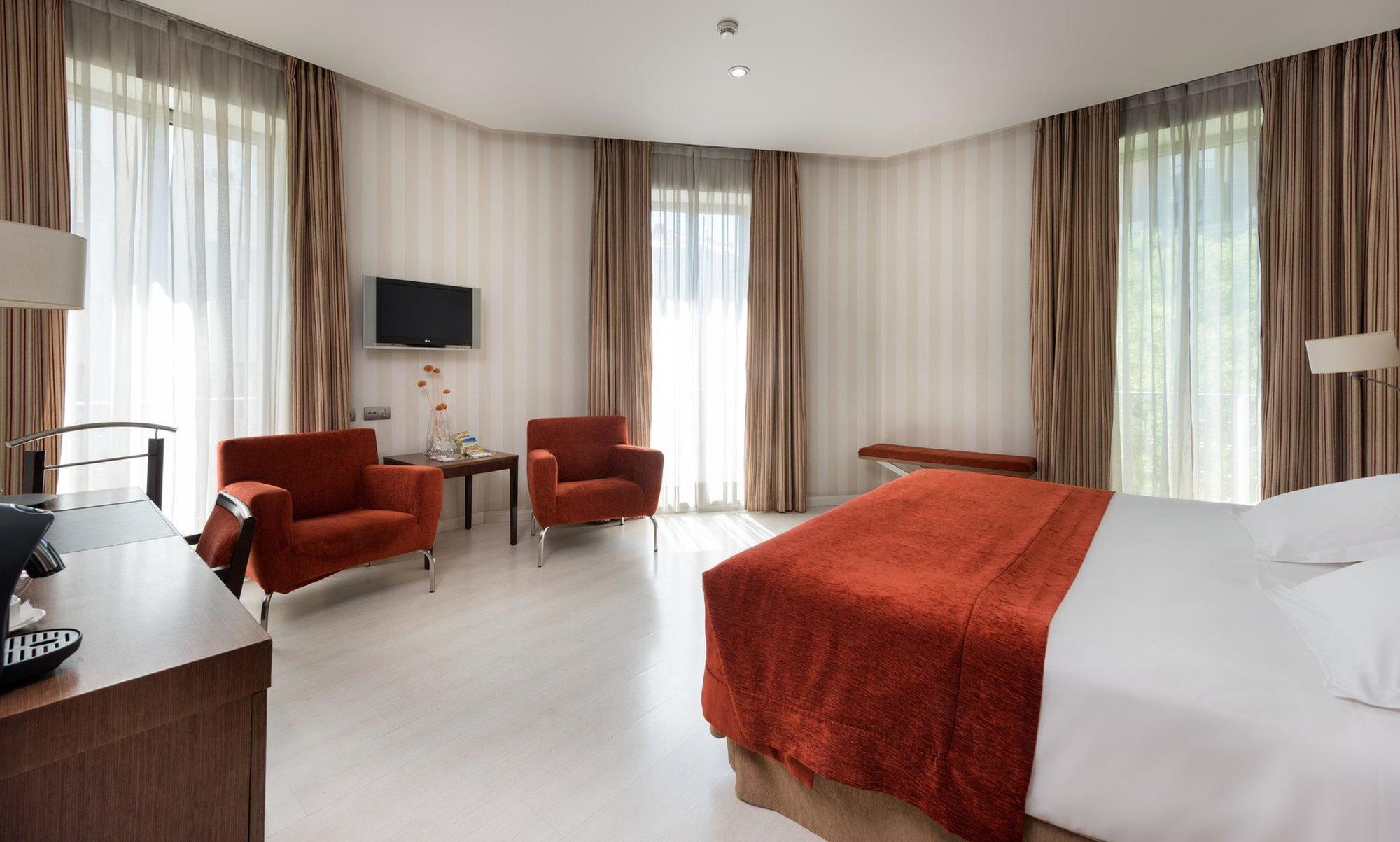 Hotel Tótem Madrid, A Small Luxury Of The World Madrid