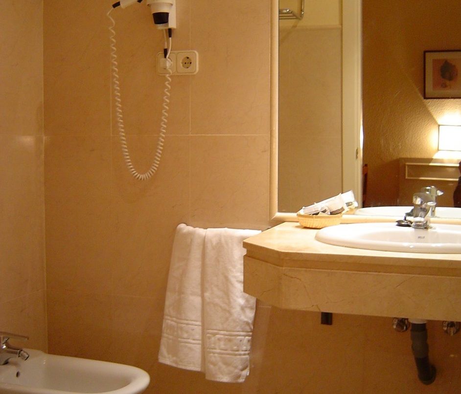 Laris Hotel 3*