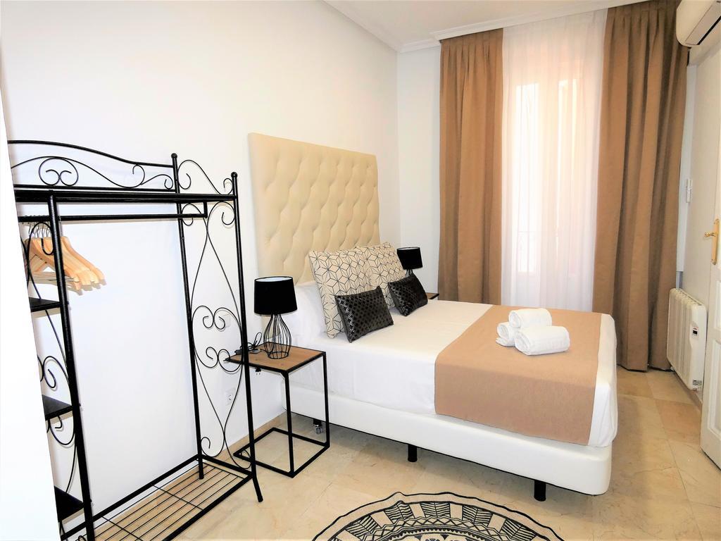 L&h Plaza Espana Apartamento