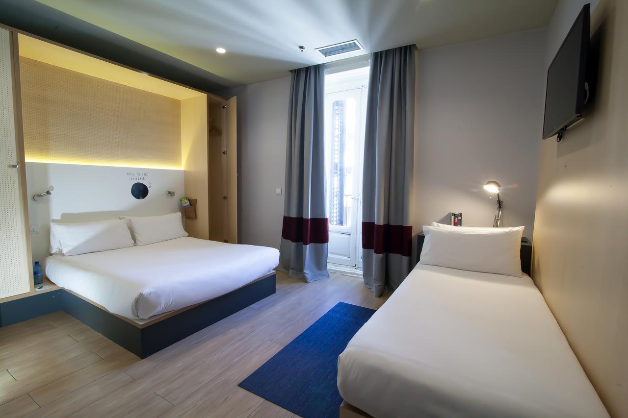 Toc Hostal