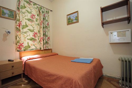 Fuentesol Guest house 2*