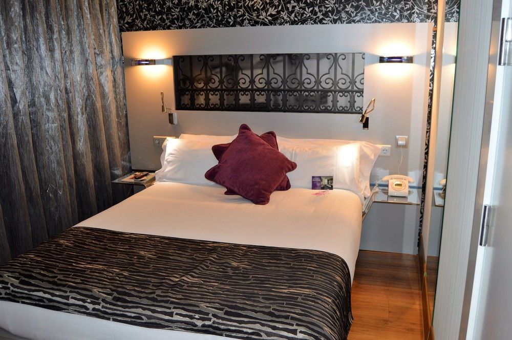Hotel Petit Palace Plaza Mayor 4*