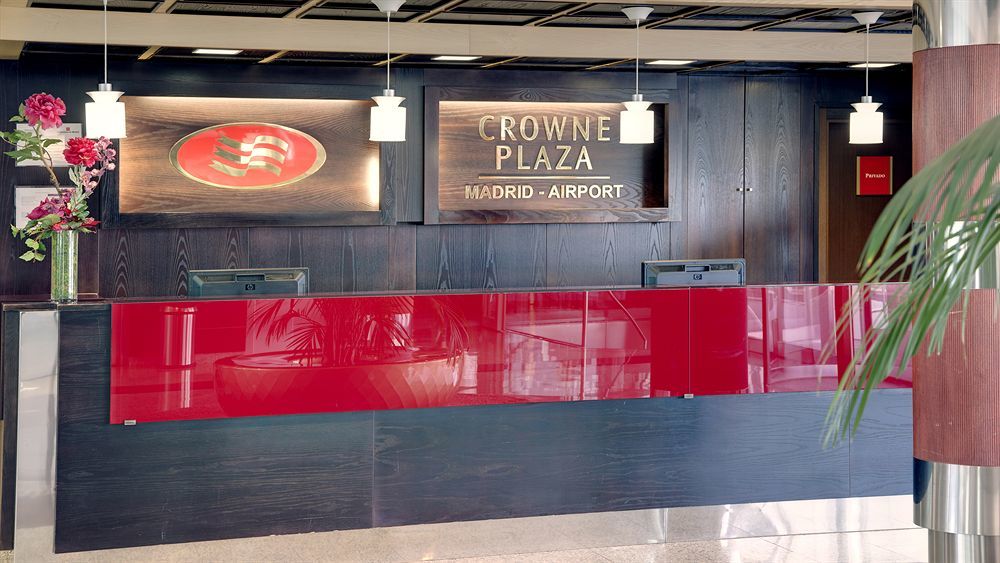 Hotel Crowne Plaza Airport