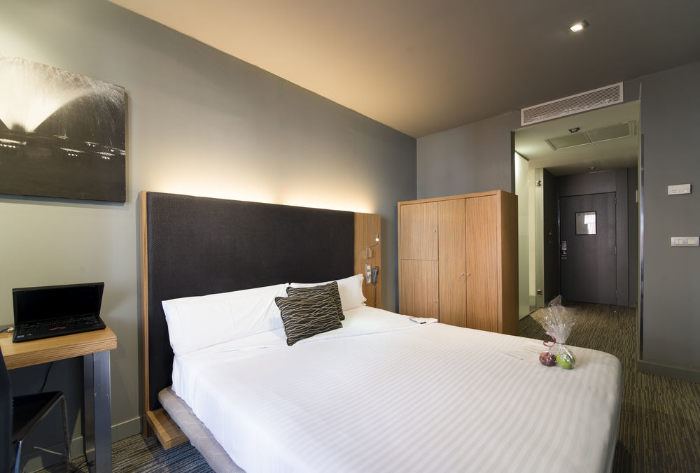 Petit Palace Tres Cruces Hotel Madrid