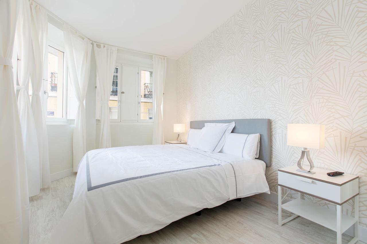 Book In - Cascorro Deluxe *