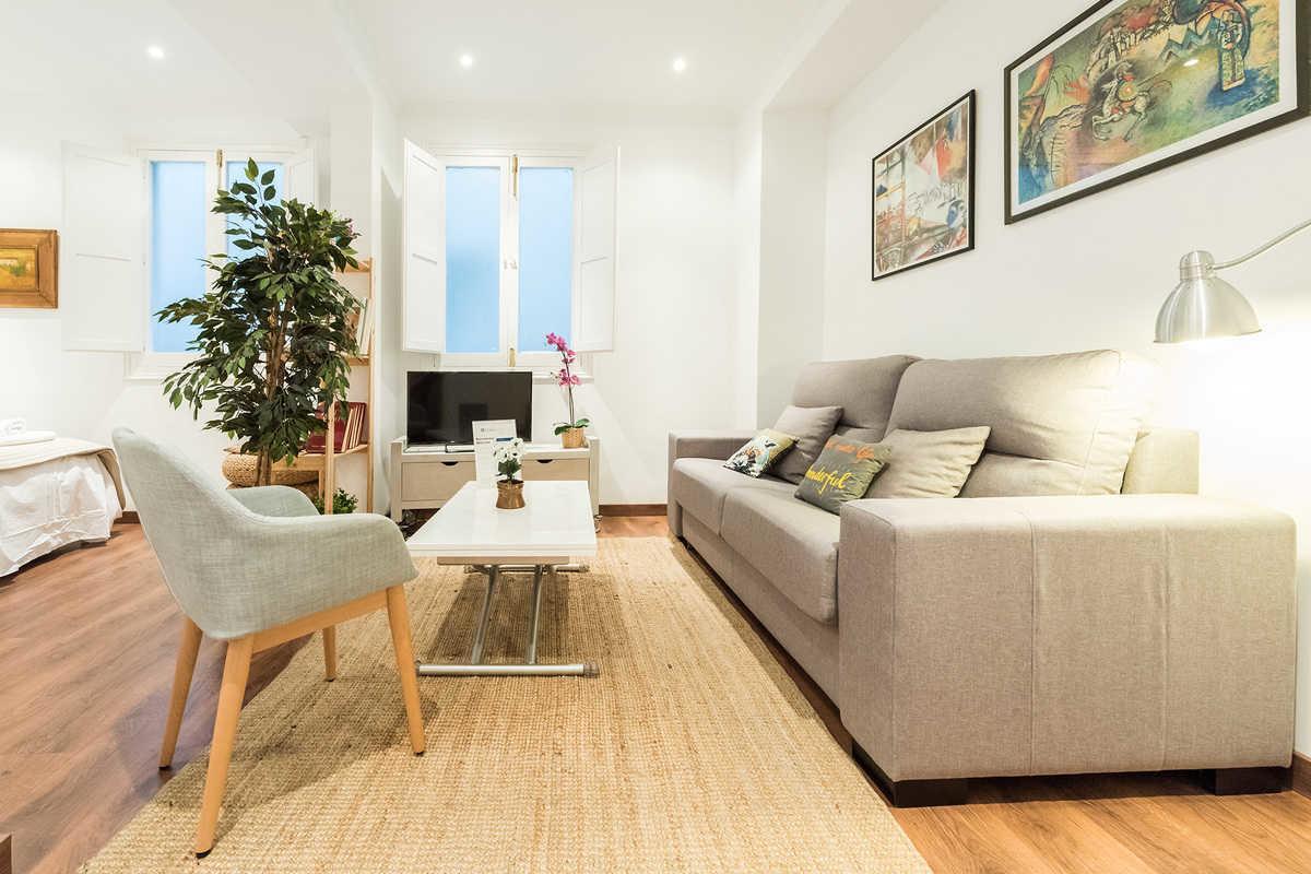Apartamento - Alcala 99 *