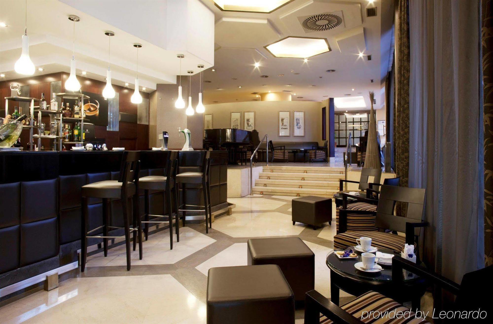 Husa Moncloa Hotel 4*