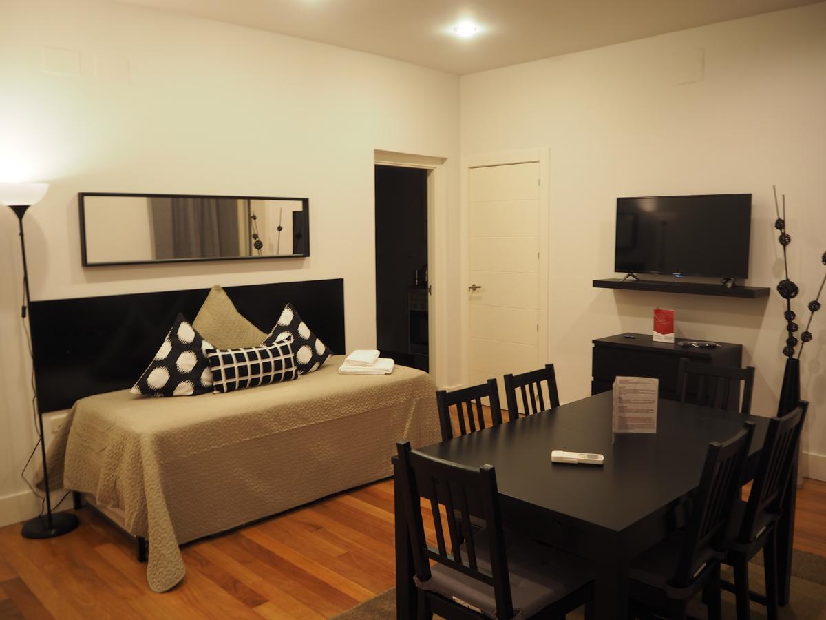 Apartahotel New Point 3*