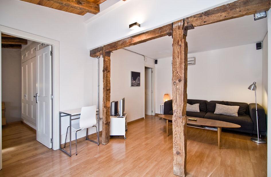 Apartamento Atico Con Terraza En Sol *