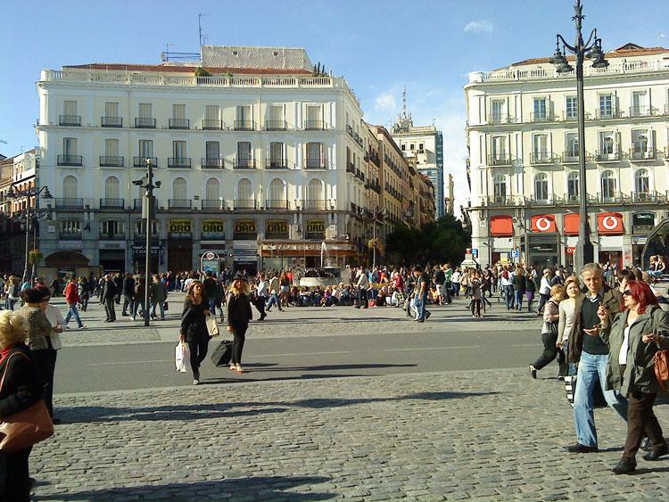 Apartamento Atico Con Terraza En Sol Madrid