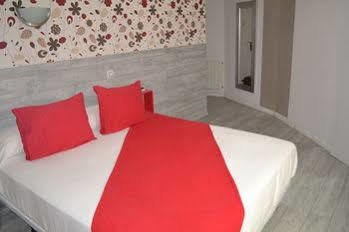 Hotel Star 2*