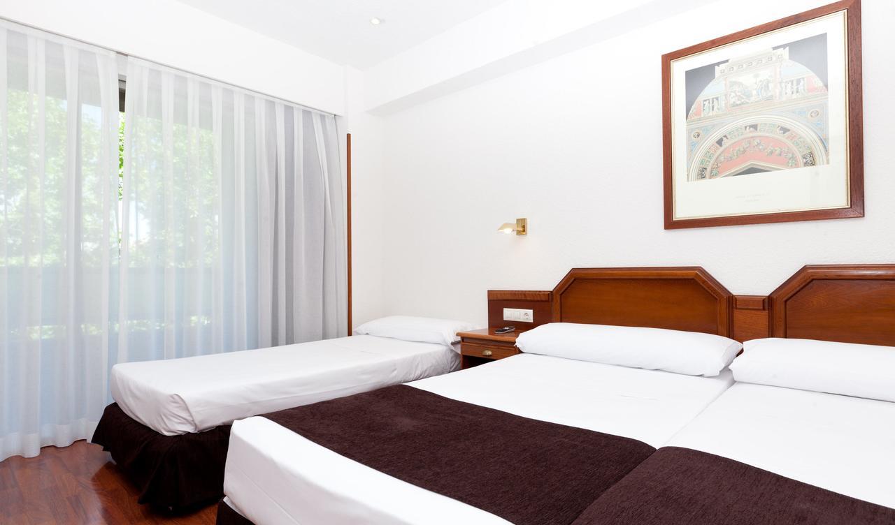 Hotel Senator Barajas Madrid