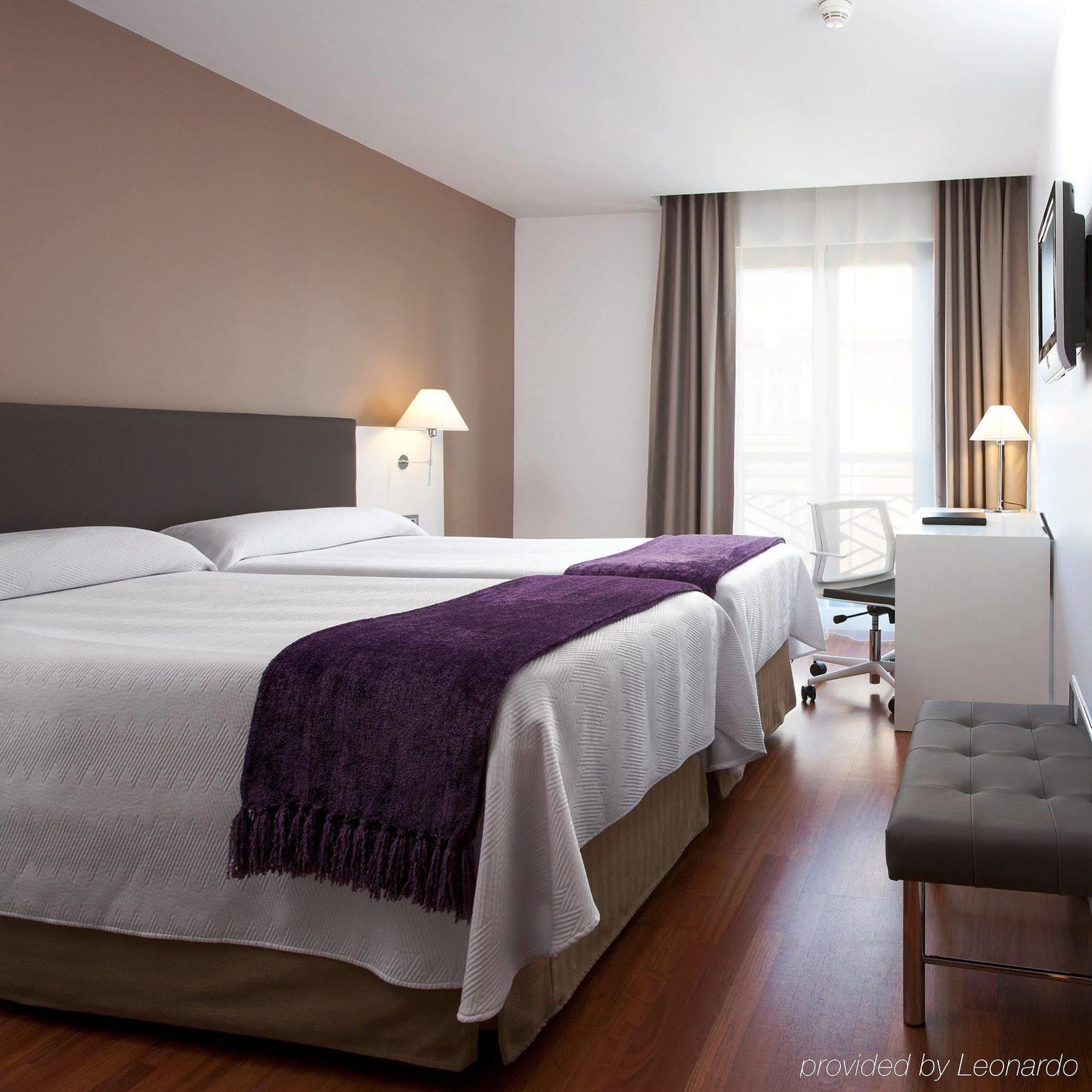 Leonardo Boutique Hotel 3*