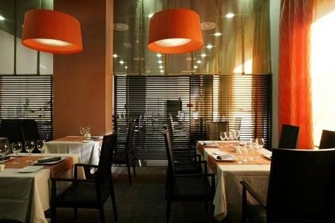 Hotel High Tech Nueva Castellana 3*