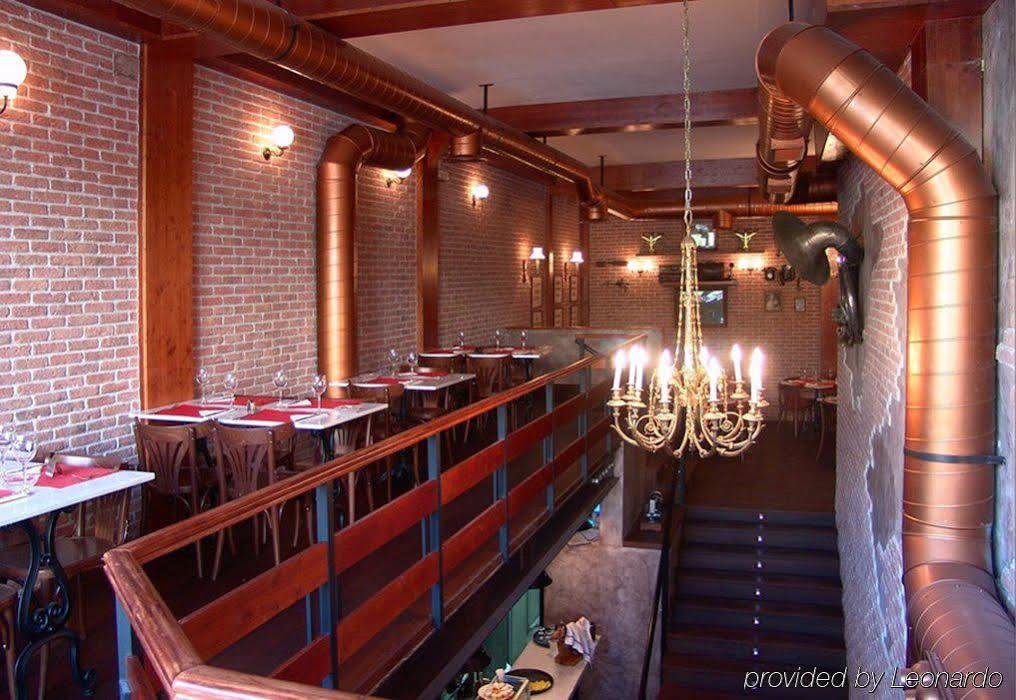Río Hotel 2*
