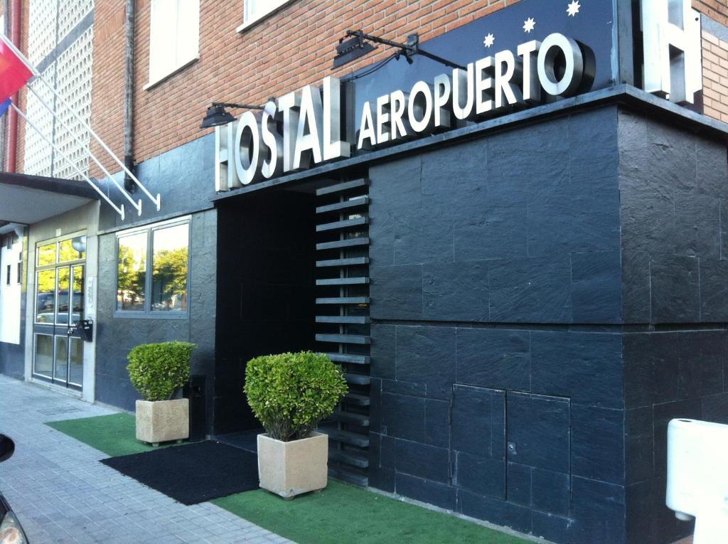 Pensión Aeropuerto 3*
