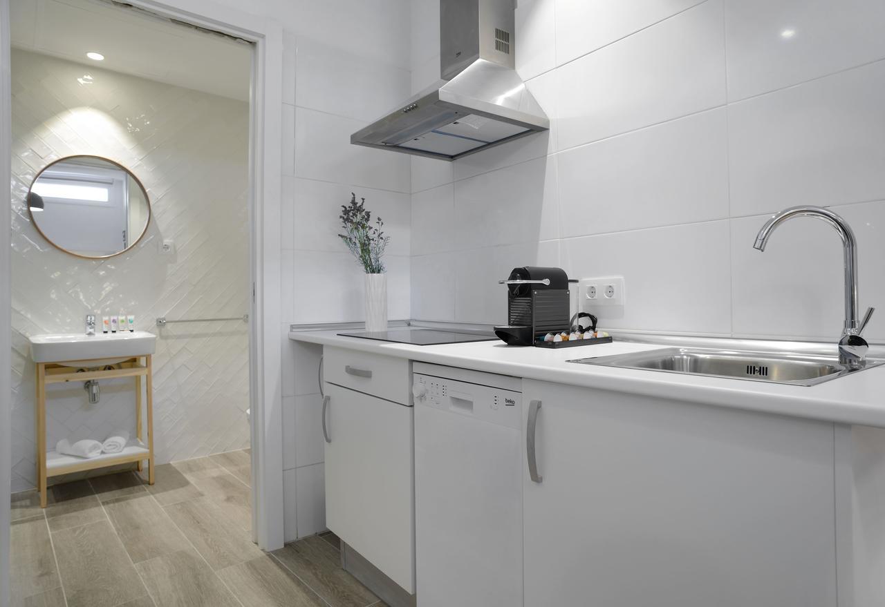 Aparthotel Nqn Aparts & Madrid