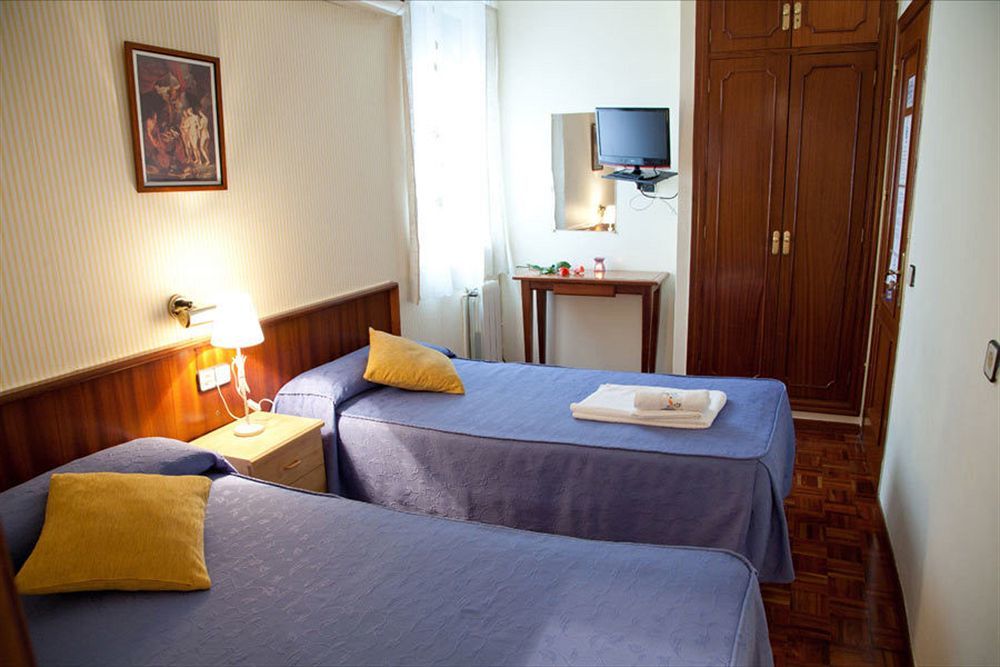 Pensión San Isidro 2*