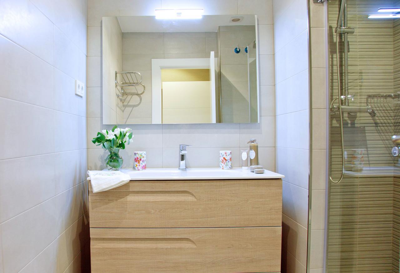 Feelathome Apartment