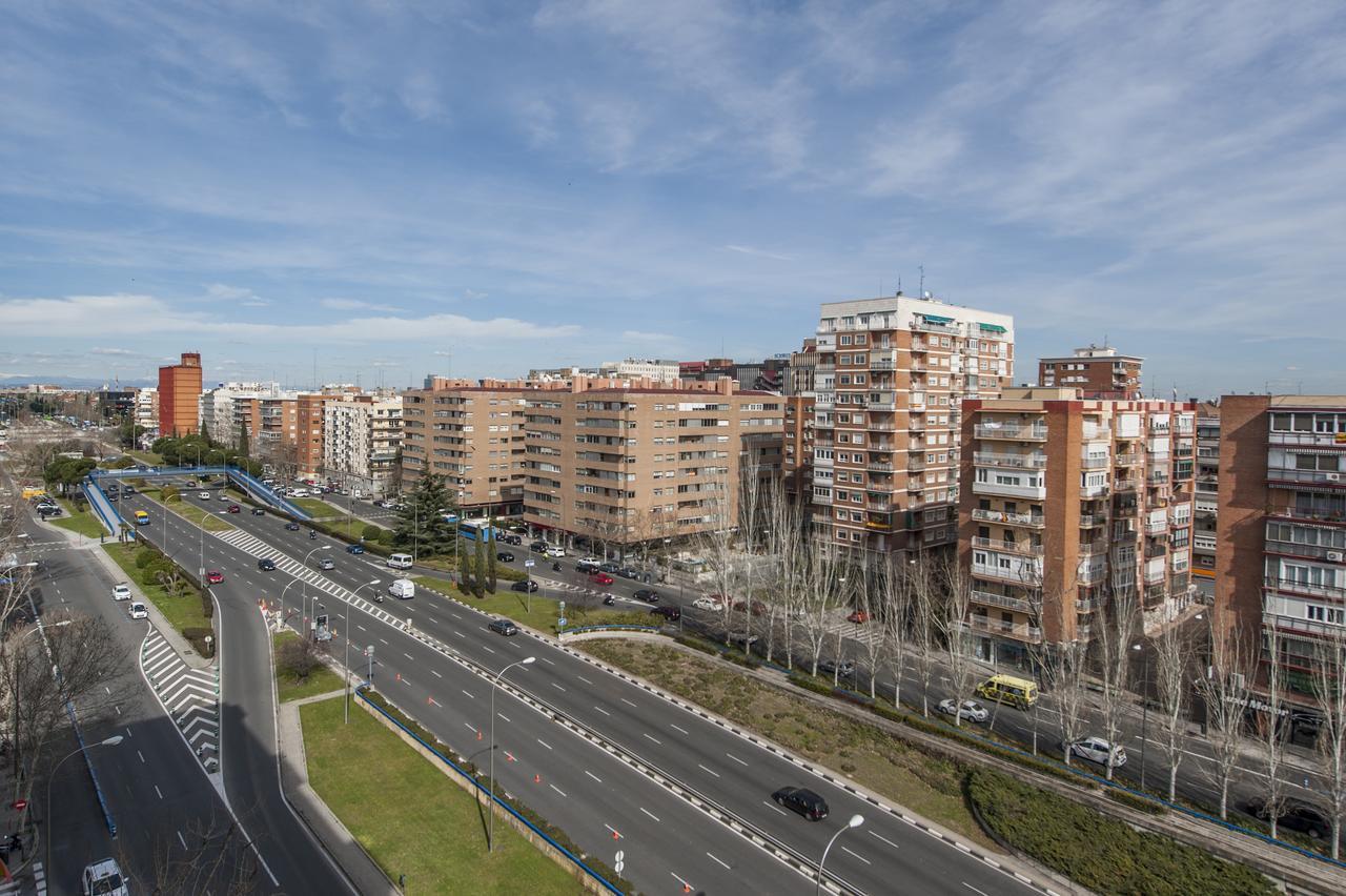 Plaza De Castilla Ii *