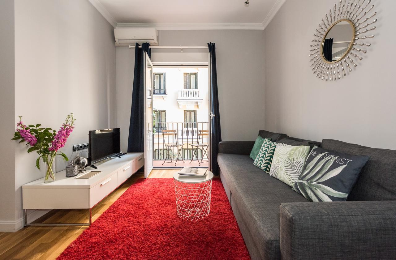 Chic Gran Via Calle Desengano Apartamento *