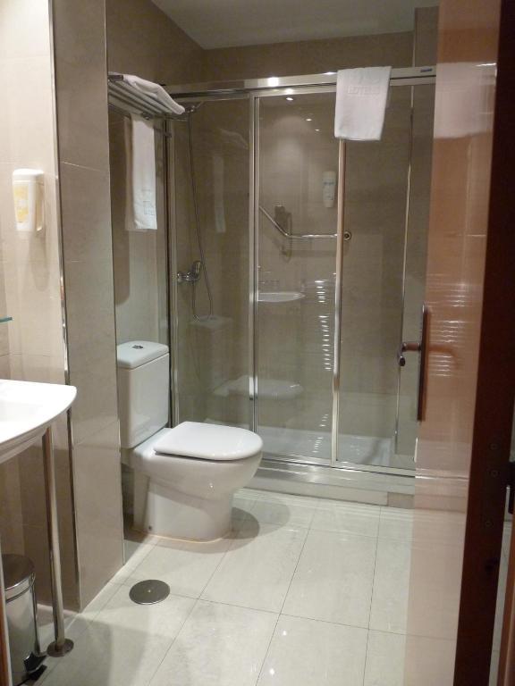 4c Puerta Europa Hotel 2*