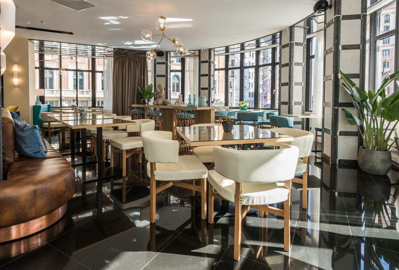 Vincci Capitol Hotel 4*