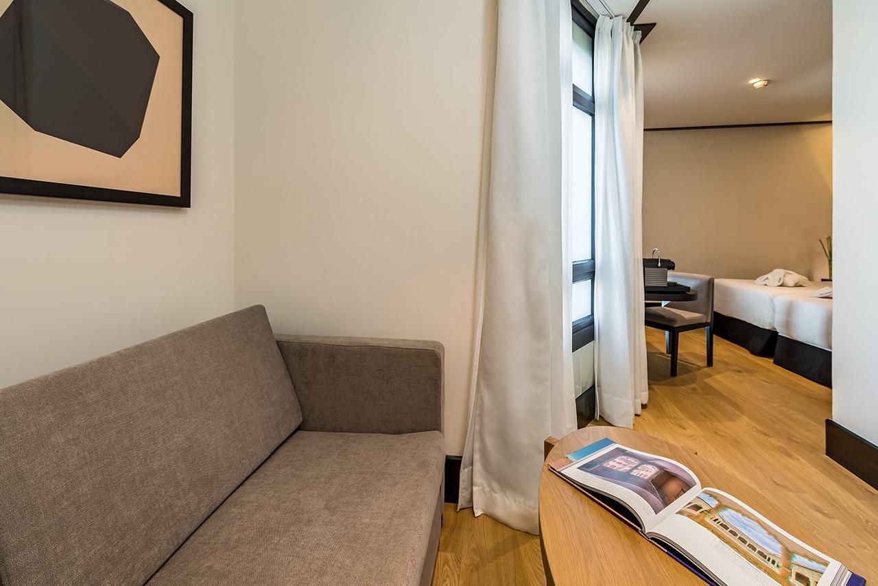 H10 Puerta De Alcalá Hotel Madrid