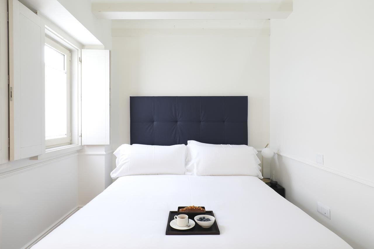 Recoletos House Apartahotel