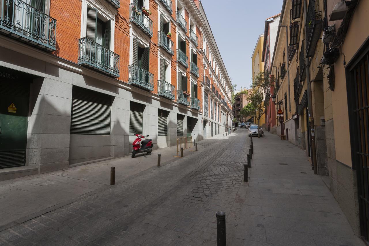 Dobo Palacio *