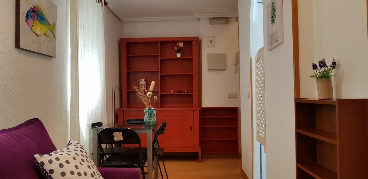 Apartamento Calle Canarias Madrid